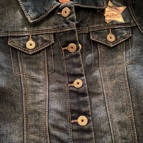 Jean jacket - Picture 2 of 4